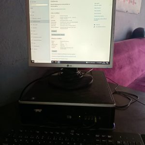 HP Compaq 6000 C2D 4GB 256SSD